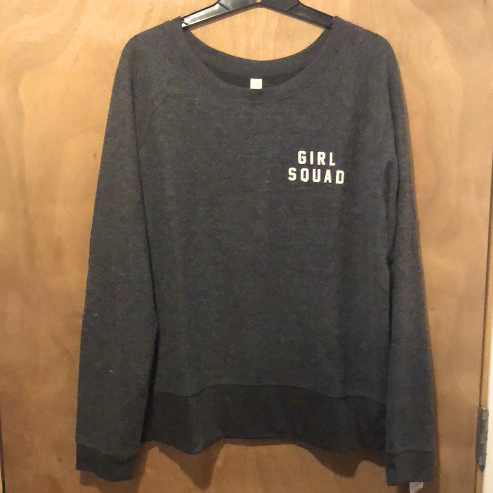 Grey sweatshirt